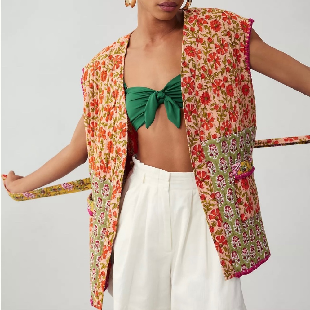 Mochi Quilted Vest Red